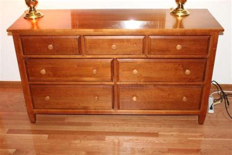 Auction Ohio | Ethan Allen Dresser