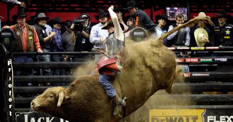 Mason Lowe, PBR bull rider, dead at 25 from injuries sustained during Denver competition - CBS News