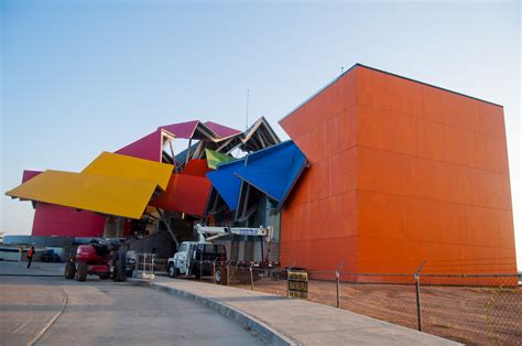 Gallery of In Progress: The Biomuseo / Frank Gehry - 6