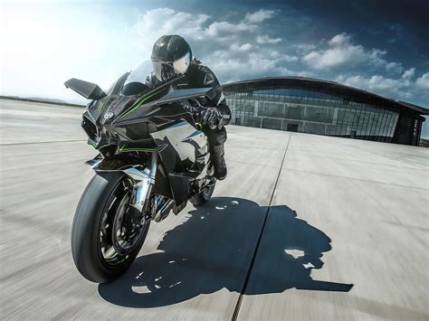 Kawasaki Ninja H2R Supercharged Superbike.