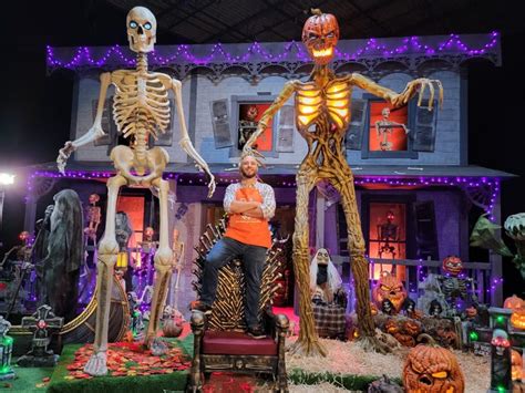 I Created Home Depot's Viral 12-Foot Halloween Skeleton - Business Insider