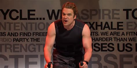 David Harbour Gets Attention for His Buff Arms During ‘Saturday Night Live’ SoulCycle Spoof ...