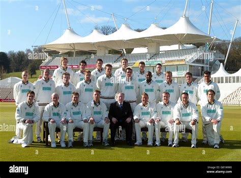 Cricket - Hampshire County Cricket Club - 2005 Photocall - Rose Bowl Stock Photo - Alamy