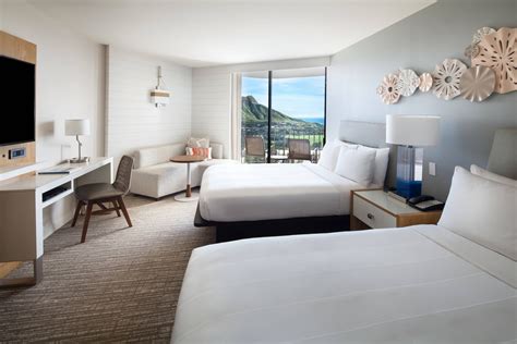 Honolulu, Hawaii Resort for Families | Waikiki Beach Marriott Resort & Spa