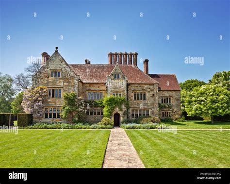 Batemans, Nr Burwash, East Sussex, England, UK Stock Photo: 69370964 - Alamy