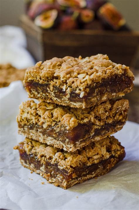 Oatmeal Vanilla Fig Bars Recipe (better than fig newtons!)