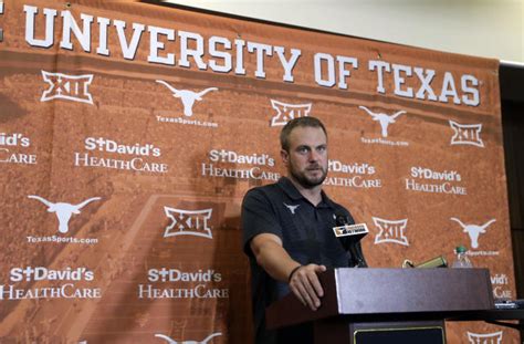 Florida Atlantic hires ex-Texas coach Tom Herman as new head coach