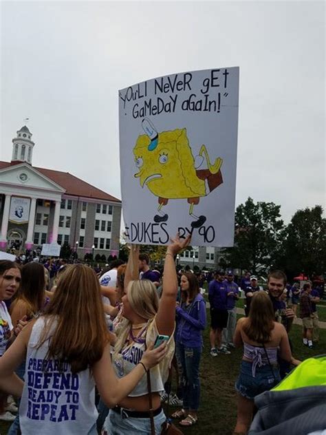 All the best signs from College GameDay at JMU