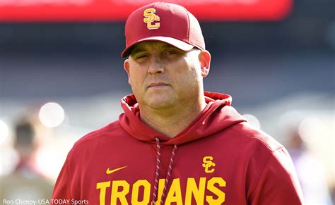 Clay Helton reveals what time USC will wake up for early-morning game