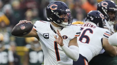 Chicago Bears Have Considered Shocking QB Scenario | Yardbarker