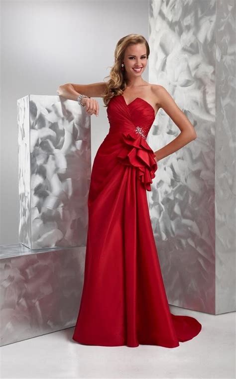 22 LOVELY RED PROM DRESSES FOR THE BEAUTIFUL EVENINGS..... - Godfather ...