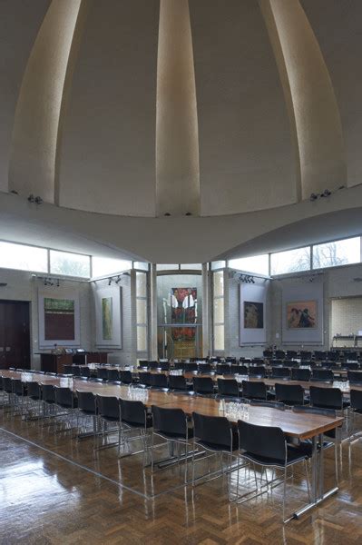 New Hall, Cambridge: the dining hall | RIBA pix