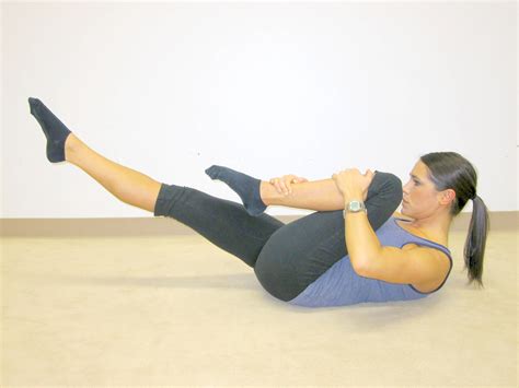 Pilates Exercise of the Month: Single Leg Stretch