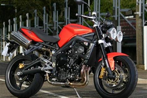 Triumph Street Triple R Specs / Triumph Street Triple R launched at a ...