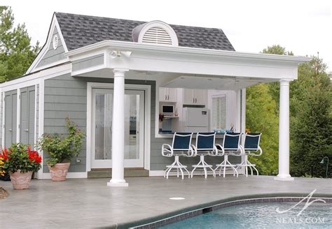 6 Great Design Ideas for Outdoor Living Spaces Pool House Shed, Pool House Plans, Detached ...