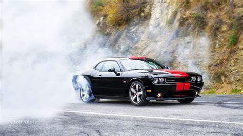 Dodge Challenger SRT8 392 HD Wallpapers - autoevolution