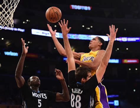 Photos: Lakers vs. Timberwolves (10/28/15) Photo Gallery | NBA.com