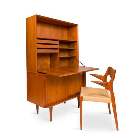 Vintage Danish Mid-Century Hutch/Desk – MCM-SF