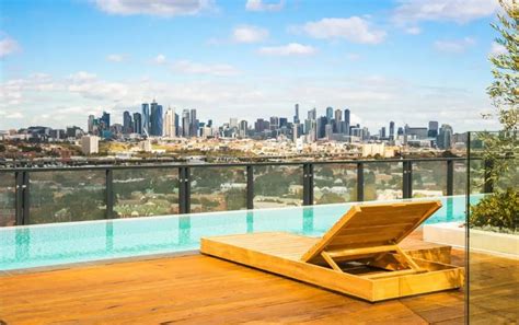 9 Best Melbourne Hotels with Pools To Cool Off At! - Aussie Tourist