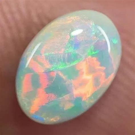 Oval Natural Opal Gemstone, For Jewellery at Rs 1100/carat in Jaipur | ID: 20482360533