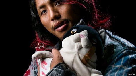 Hiromu Takahashi Returns to Japan to Recover from Neck Injury