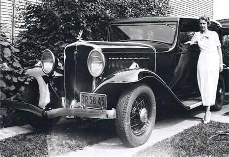 1930's | 1930s, Historical pictures, Antique cars