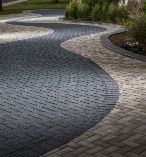 Driveway Pavers: Best Paving Stones, Patterns & Designs for Driveways | Patio pavers design ...