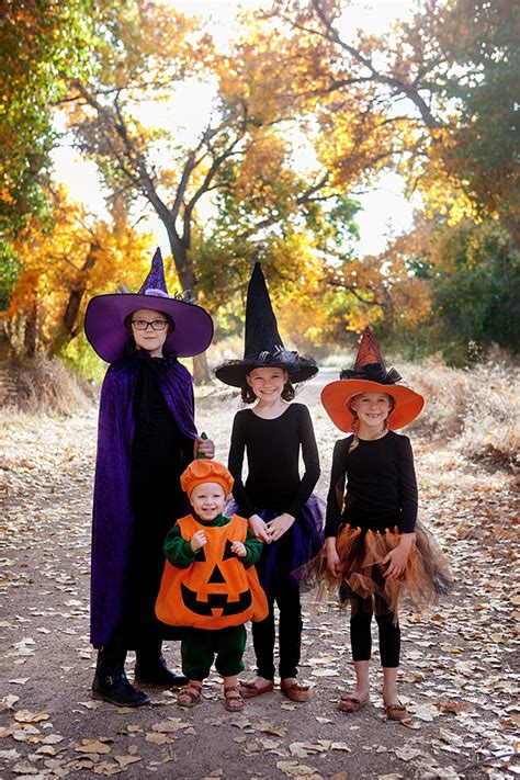 Easy Halloween Costumes: Three Witches and a Pumpkin - Some the Wiser