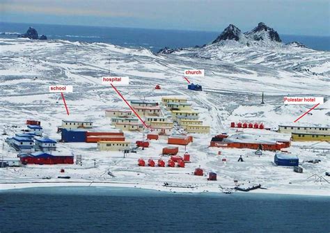 Ultima Thule: Villa las Estrellas, an hamlet in Antarctica