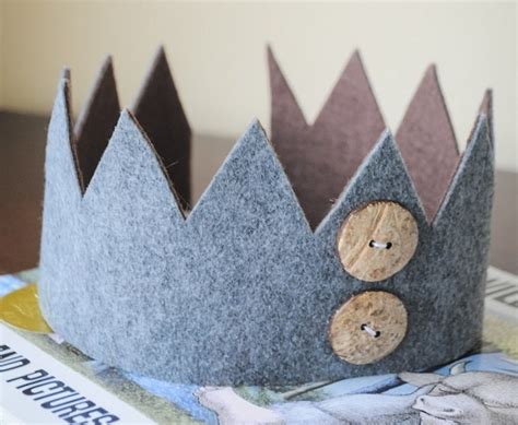 40 DIY Crowns and Tiara You Can Wear to Your Next Party • Cool Crafts