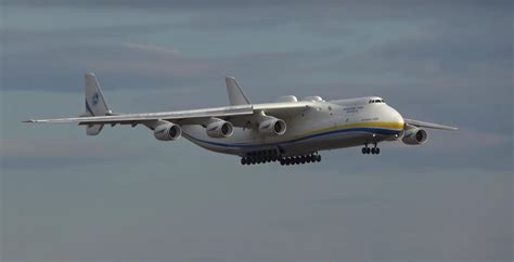 VIDEO Massive Antonov AN-225 Mriya landing yesterday at Leipzig Airport ...