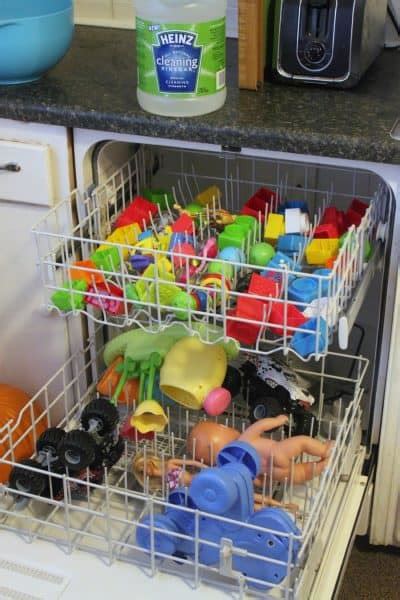 9 Cleaning Hacks That Will Save You Tons Of Time - Organization Obsessed