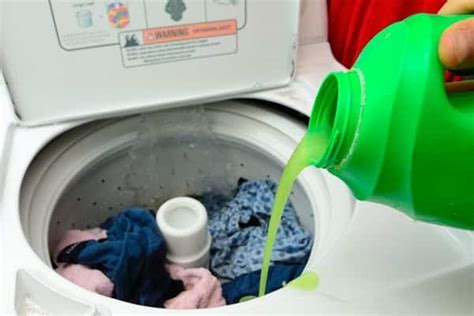 Best Washing Machine Detergents (Liquids & Powders) for Indian Fabrics