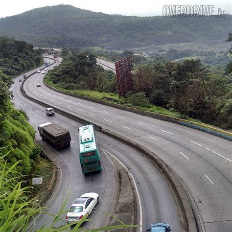 Best driving roads: Mumbai-Pune Expressway - Overdrive