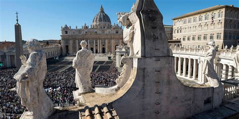 Pope Francis issues new constitution for Vatican City State | CBCPNews