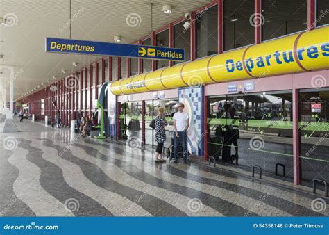 Airport Departure Terminal Exterior Editorial Stock Photo - Image of portugal, people: 54358148