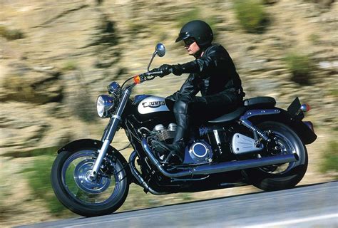 TRIUMPH Bonneville America (2001-2002) Specs, Performance & Photos ...