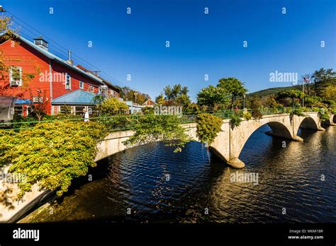 Bridge of Flowers Shelburne Falls, Massachusetts, USA Stock Photo - Alamy