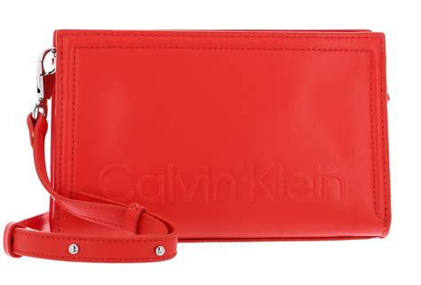 Calvin Klein Minimal Hardware Crossbody Bag Deep Orange | modeherz