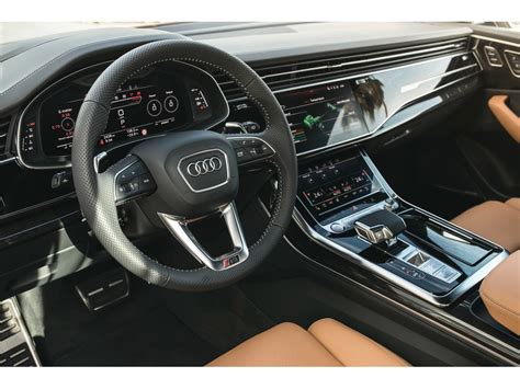 2024 Audi RS Q8: 22 Interior Photos | U.S. News