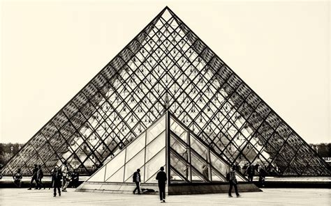 Wallpaper : 1920x1200 px, architecture, Louvre, monochrome, museum, Paris, photography, pyramid ...