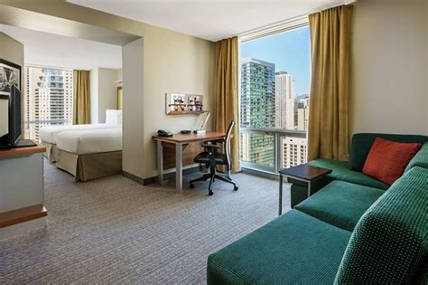 SPRINGHILL SUITES CHICAGO DOWNTOWN/RIVER NORTH - Updated 2018 Prices ...