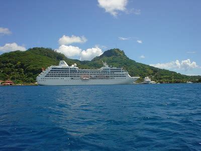 Tahitian Princess | Gallery Cruise