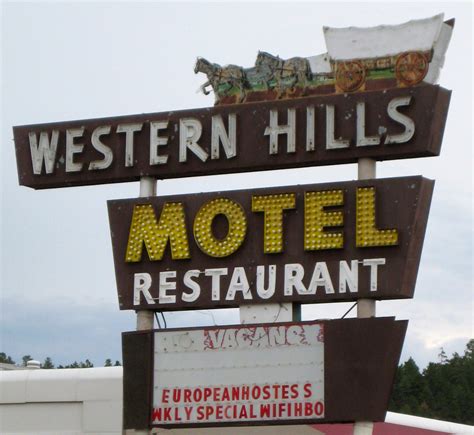 Western Hills Motel - Signs of Arizona