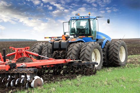 Tips for buying and selling farm equipment online – Farm Table