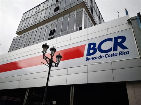 Gobierno presentará nuevo texto para venta del BCR en 2 semanas