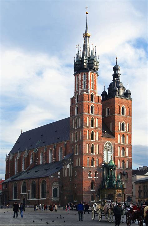 St. Mary's Basilica - Krakow.wiki