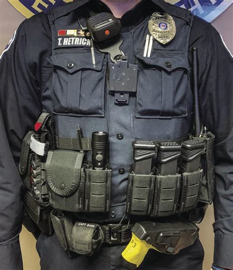 SPPD transitioning to load-bearing officer vests | News | hngnews.com