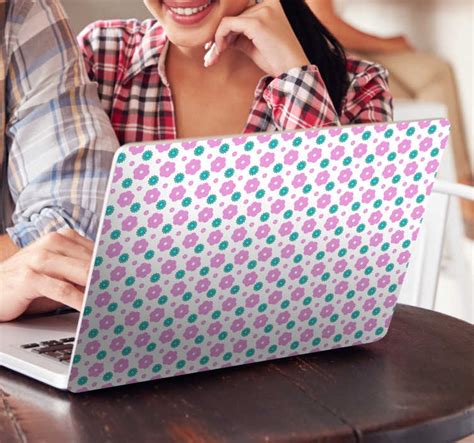 Pink Floral Pattern Laptop Sticker - TenStickers