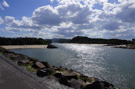 Breakwaters - Brunswick River, Brunswick Heads, NSW » POI Australia